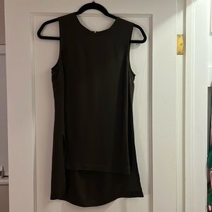 Theory Silk Shell Top in Dark Olive Green Size P